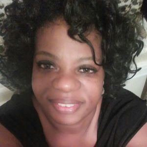 Meet your Posher, Latanya