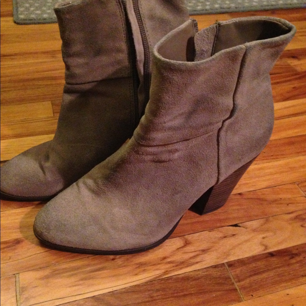 Nine West Gray Bootie