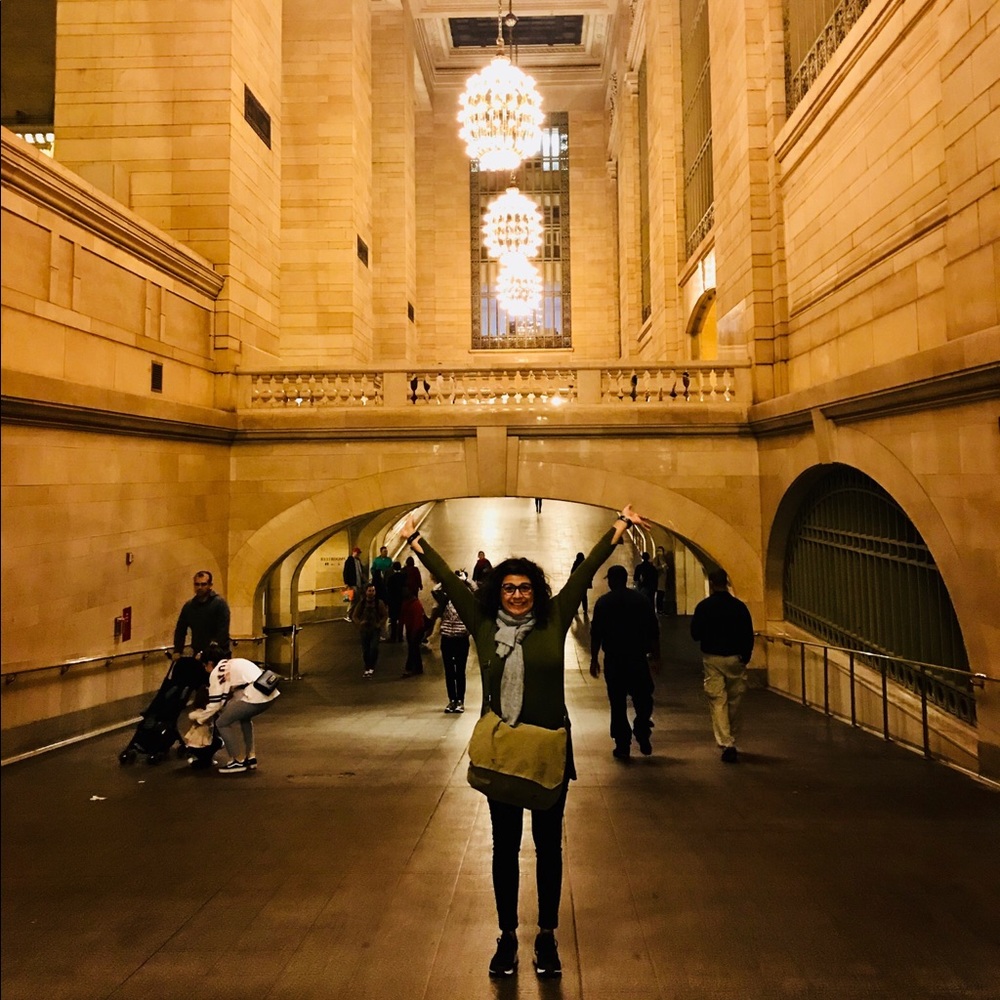 Meet your Posher, Raquel