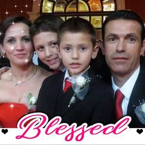 Meet your Posher, Aurela