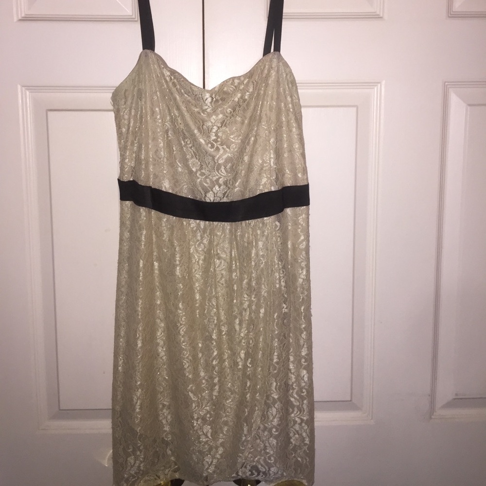 Champagne lace and black party dress