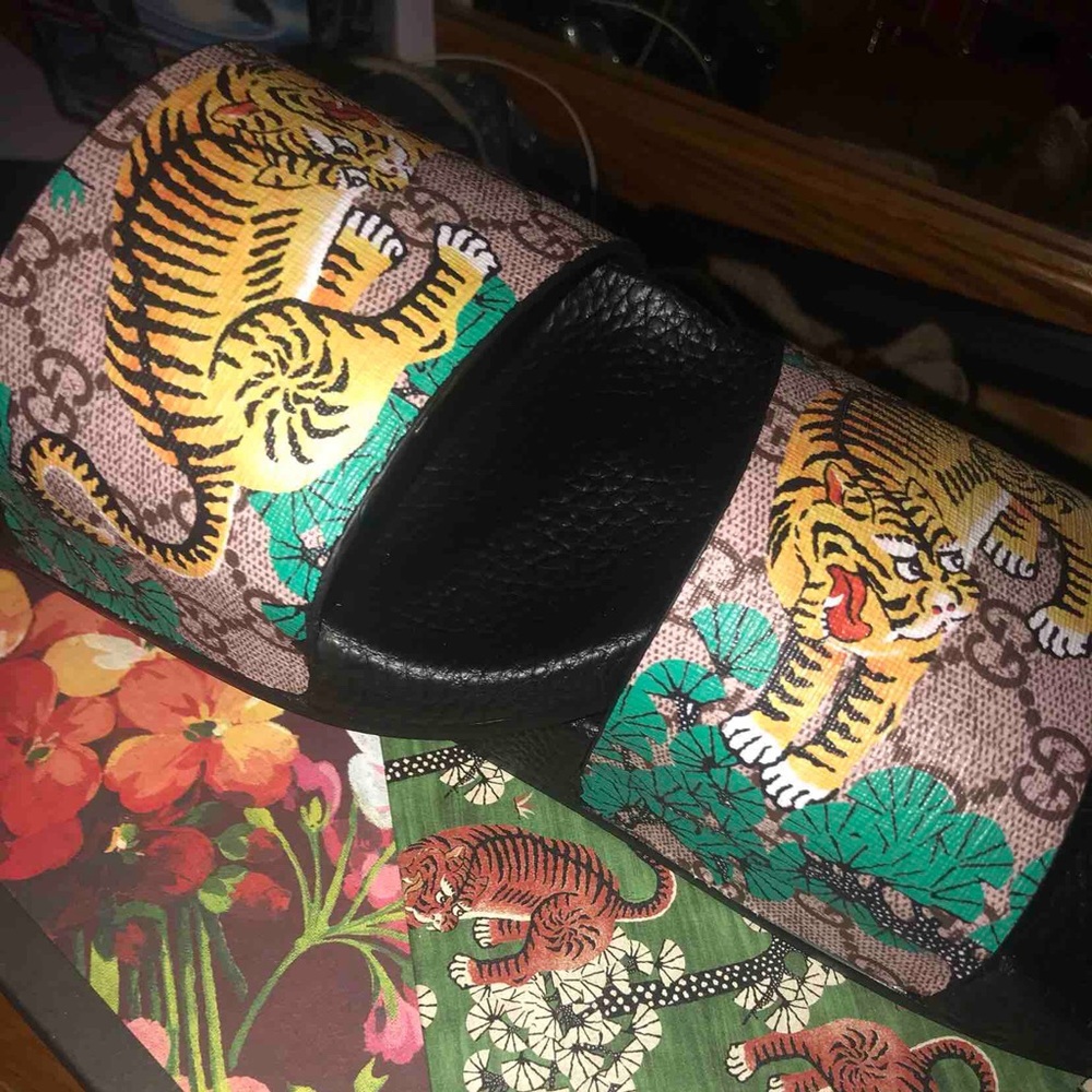 Gucci Bloom Slides