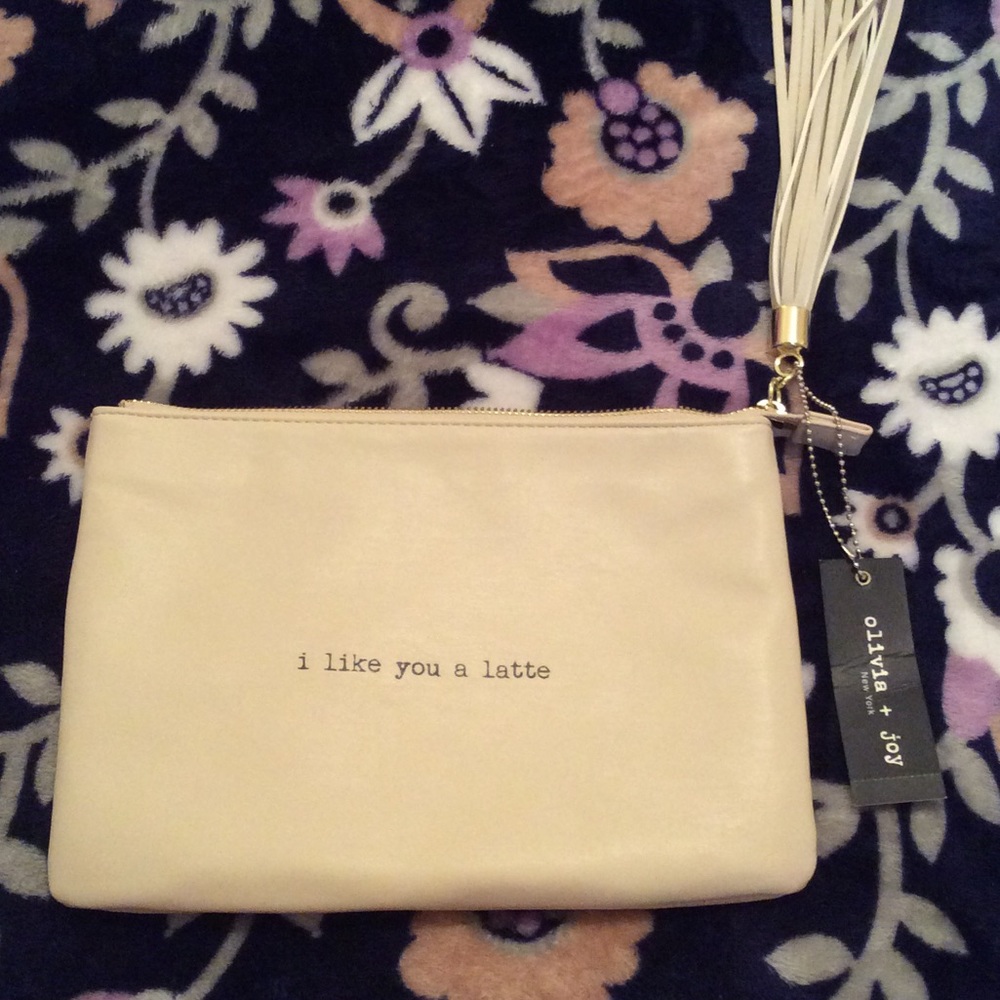 NWT Olivia + Joy Faux Leather Soft  Travel Case