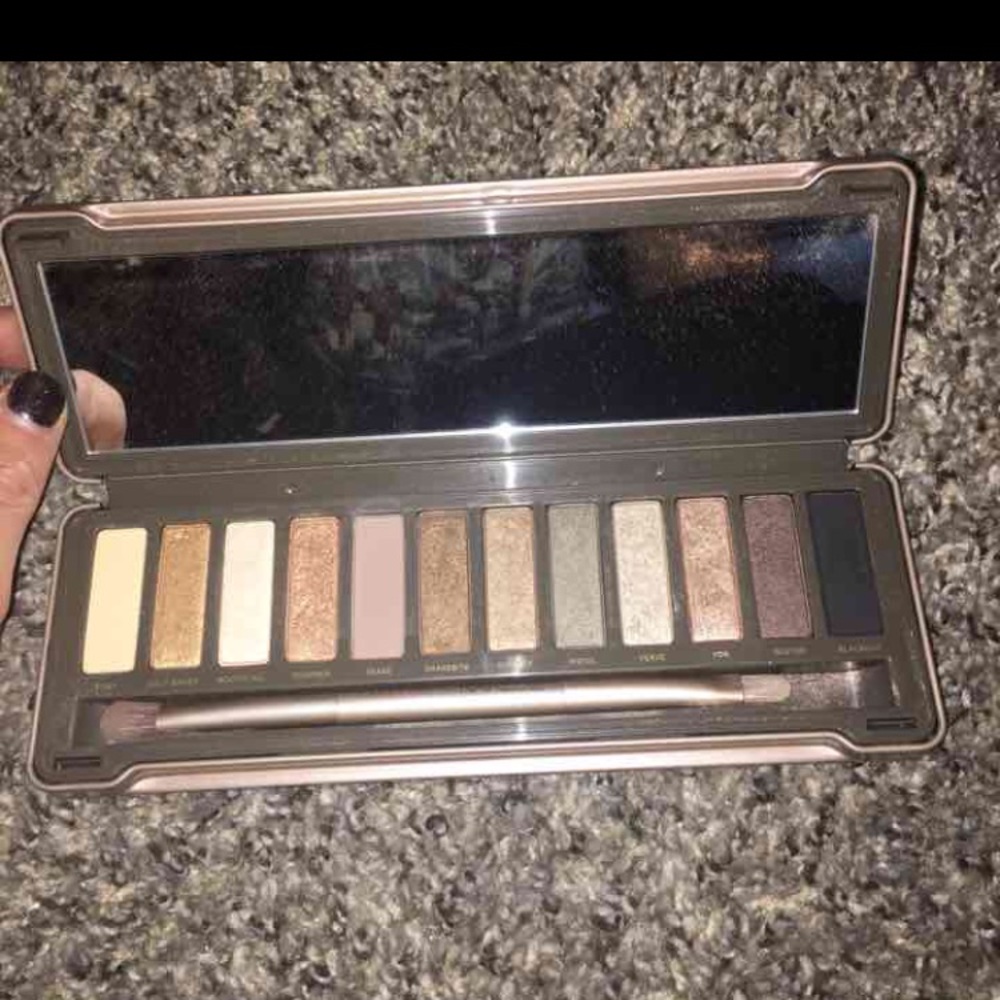 Naked 2 palate