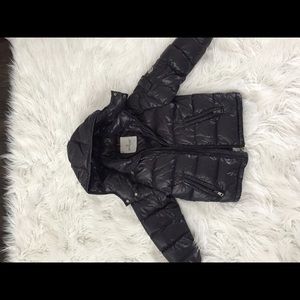 Childrens moncler jacket size 6