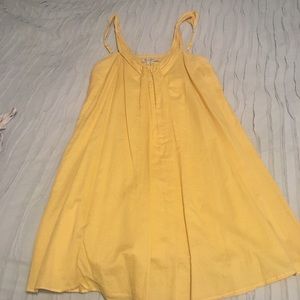 Yellow dress