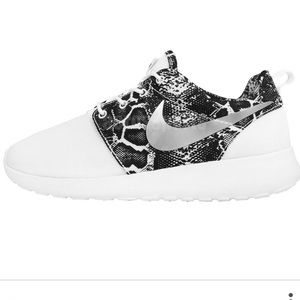 Nike Roshe Run snake print sneaker.
