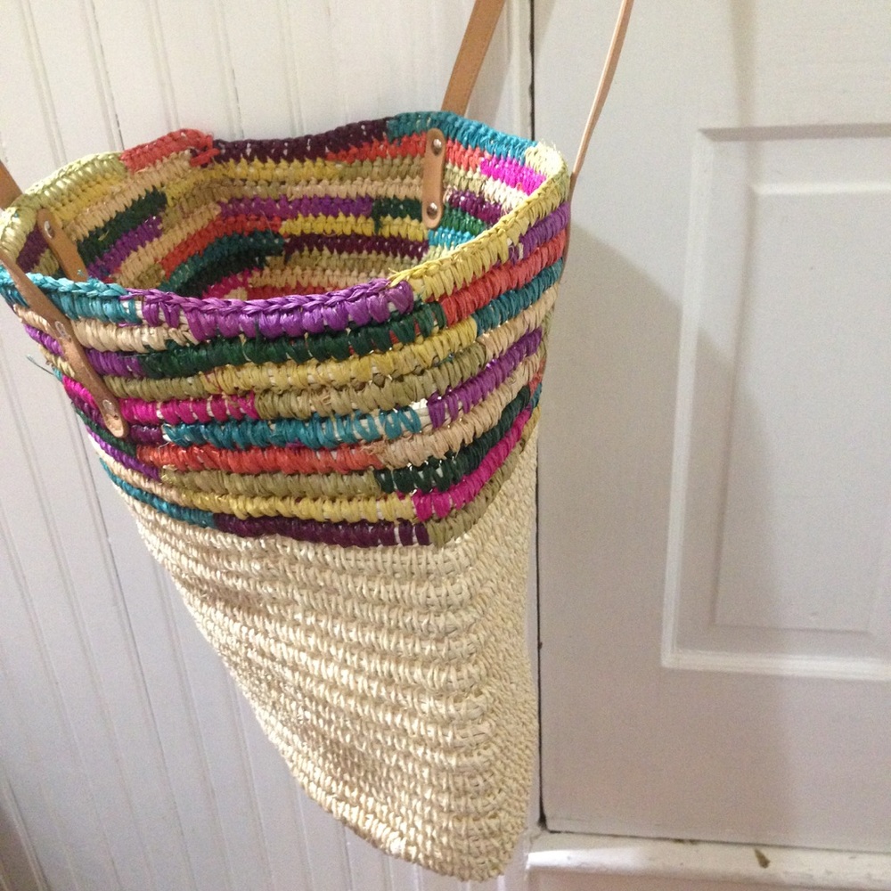 Merona multi colored woven purse straw - Picture 6 of 7