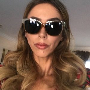 Meet your Posher, Tasha