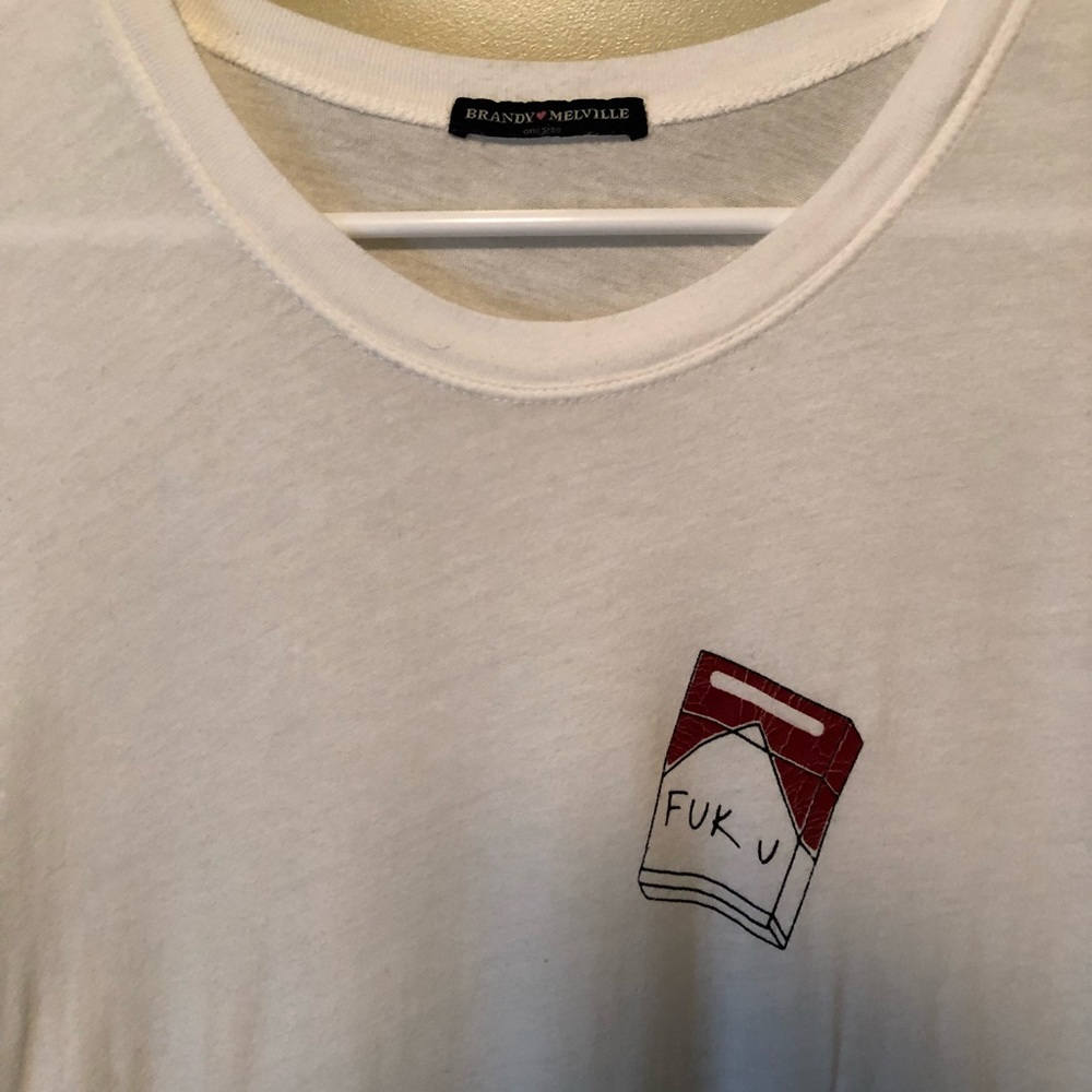 Brandy Melville tee