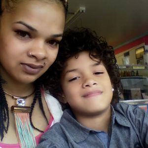 Meet your Posher, Crystal