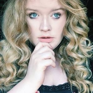 Meet your Posher, Kelsey