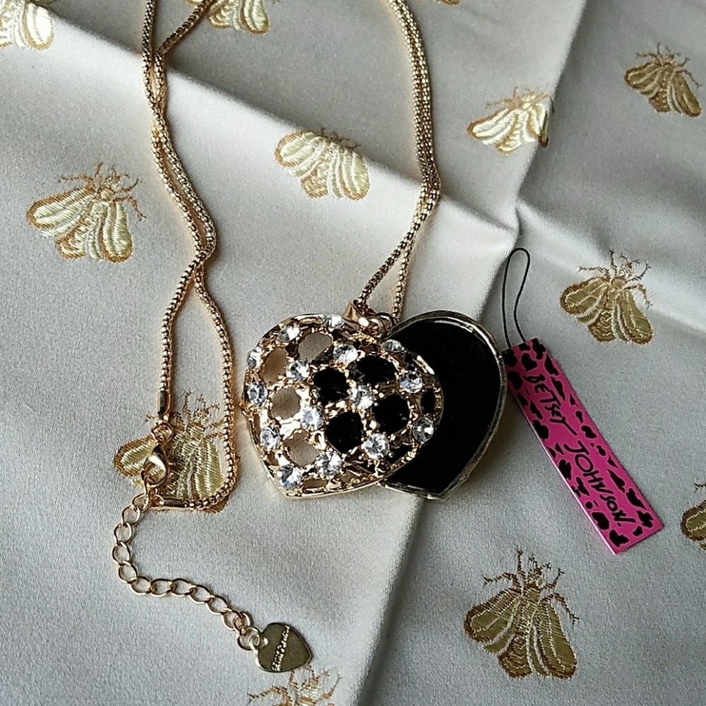 SOLD. Heart necklace