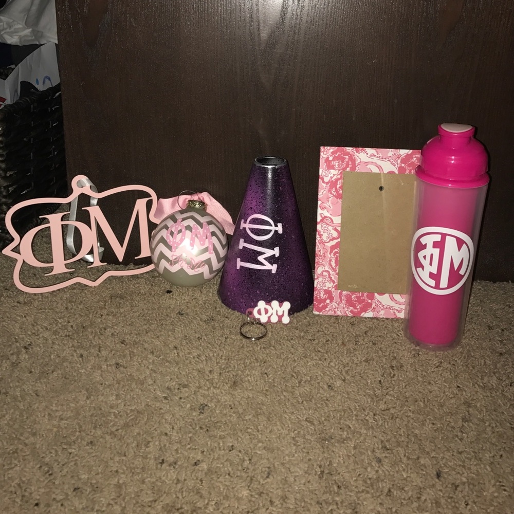 Phi mu goodies!