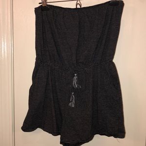 Strapless Romper black and white