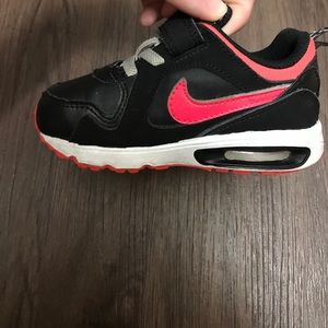 Nike toddler shoes