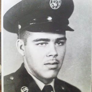 Meet your Posher, Theda