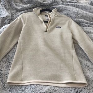 women’s patagonia pullover