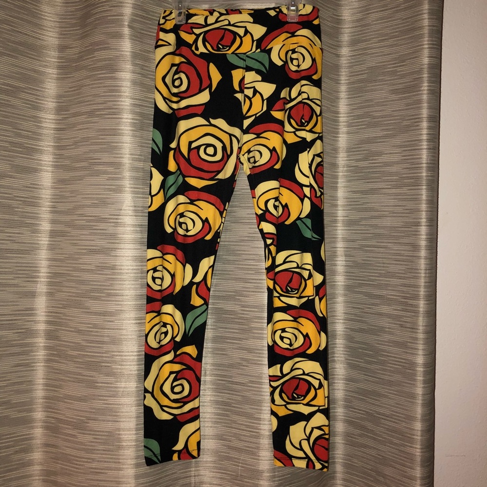 OS LulaRoe Disney inspired roses