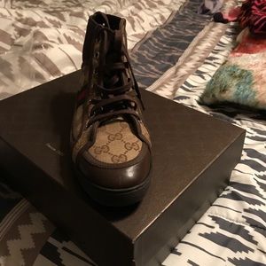Woman sneakers