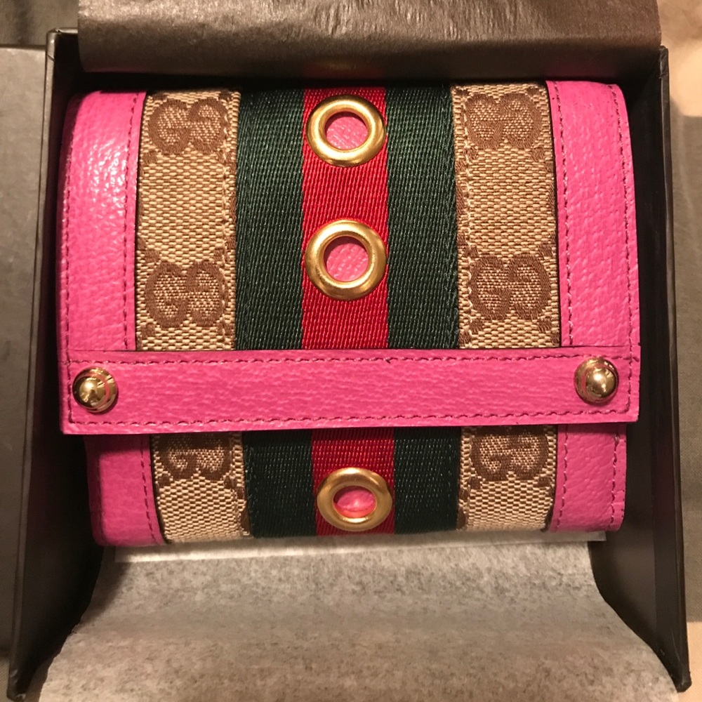 Gucci wallet