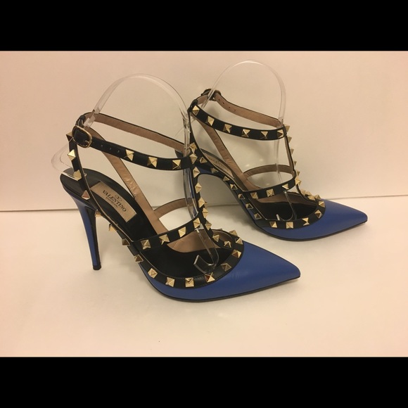 SOLD!Valentino Rockstud Blue Limited Edition Pumps - Picture 3 of 8