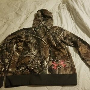Lg Woman's Under Armour Camouflage Zip Up Hoodie