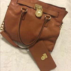 MK large shoulder bag