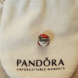 Pandora santa charm