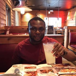 Meet your Posher, Fola