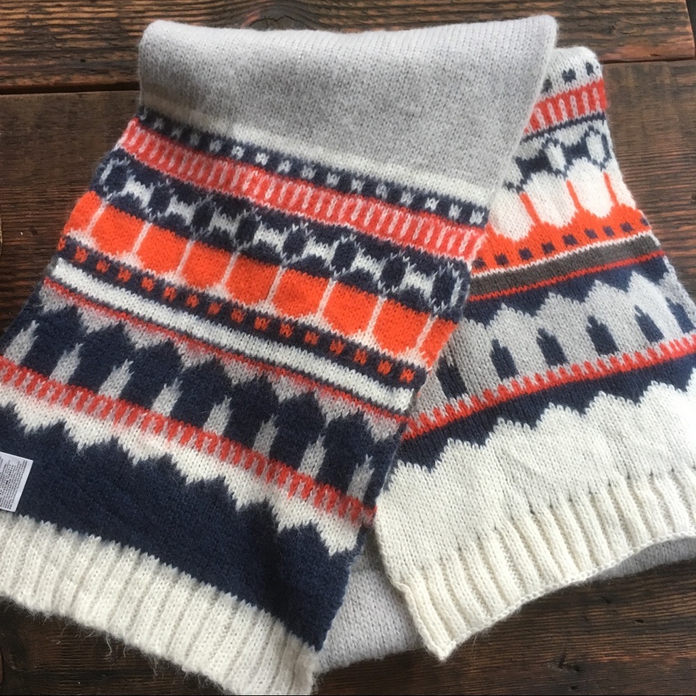 XL unisex GAP Scandinavian style scarf