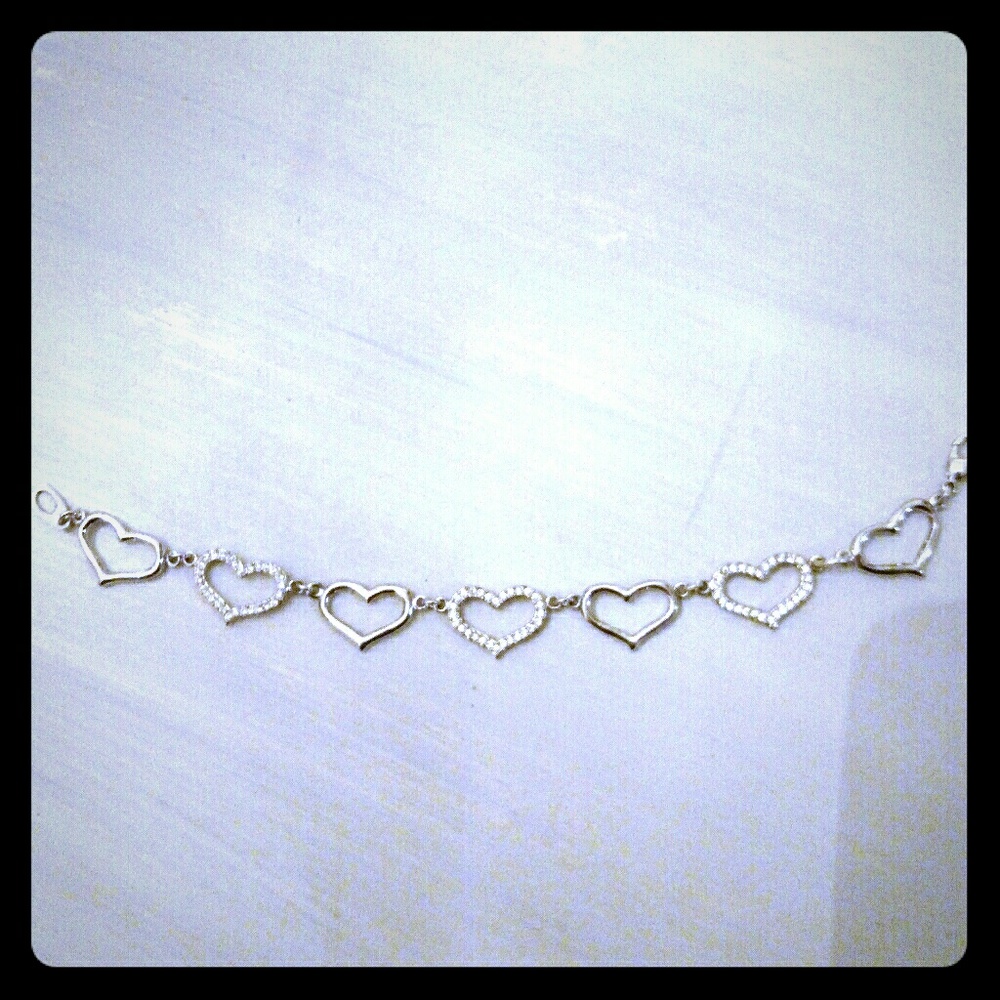 🌺Silver 💓 and crystal  bracelet