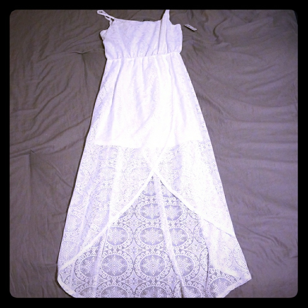 White high to low dress