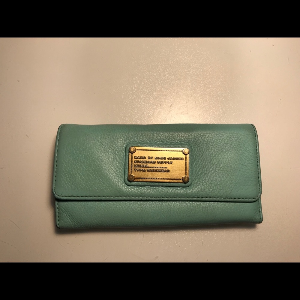 Marc Jacobs Classic Q long tri fold wallet