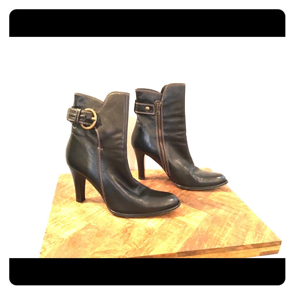 Stylish COACH ANKLE BOOTS
