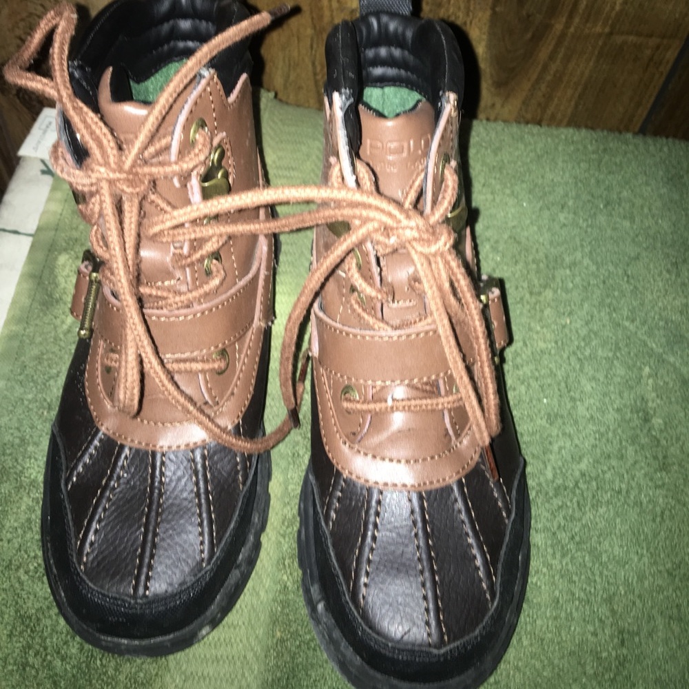 Boys polo boots
