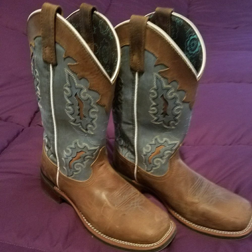 Women's Laredo boots