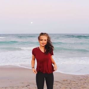 Meet your Posher, Hayley