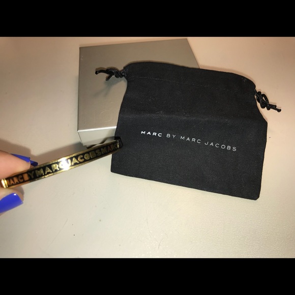 Marc Jacobs skinny logo bangle - Picture 3 of 3