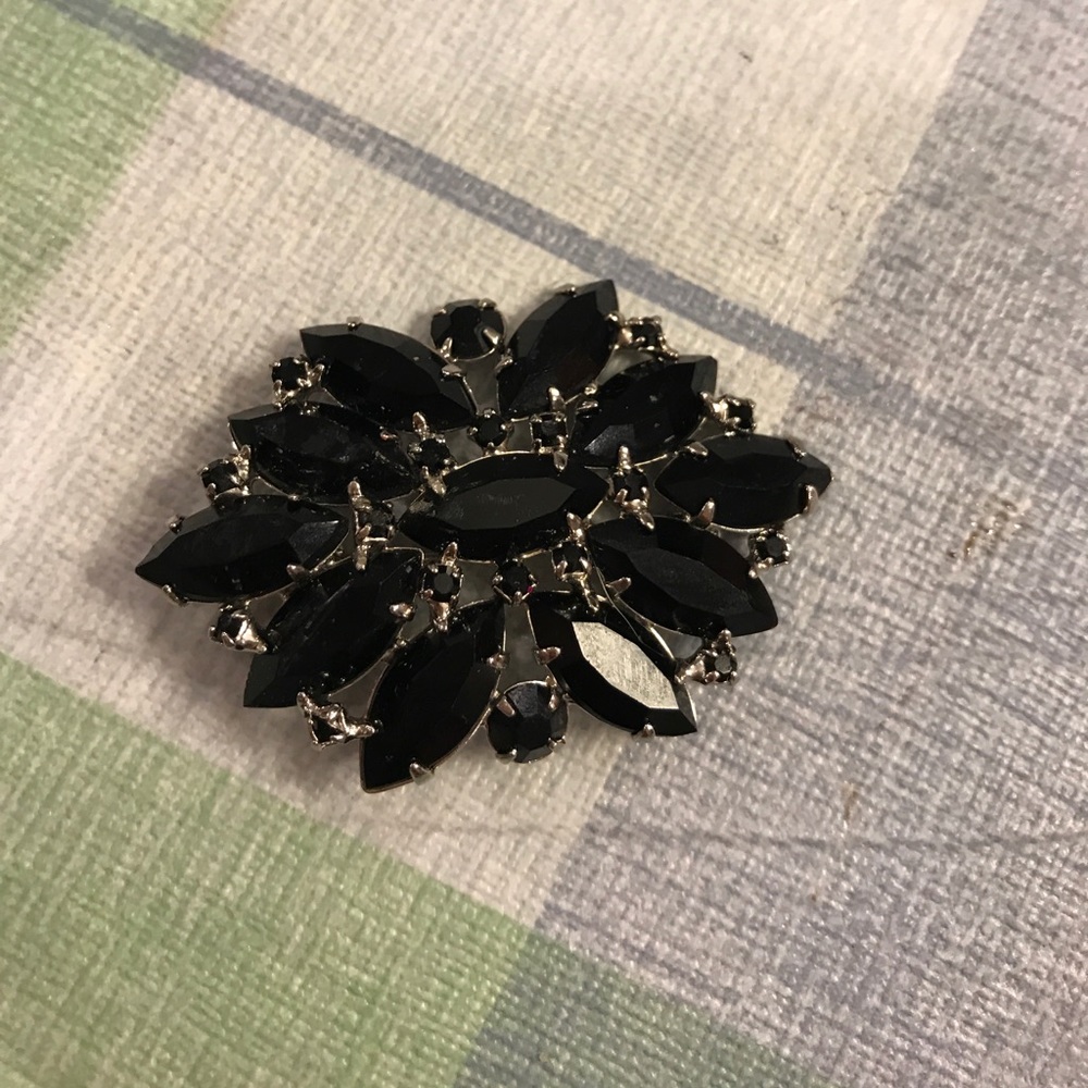 Black Pin