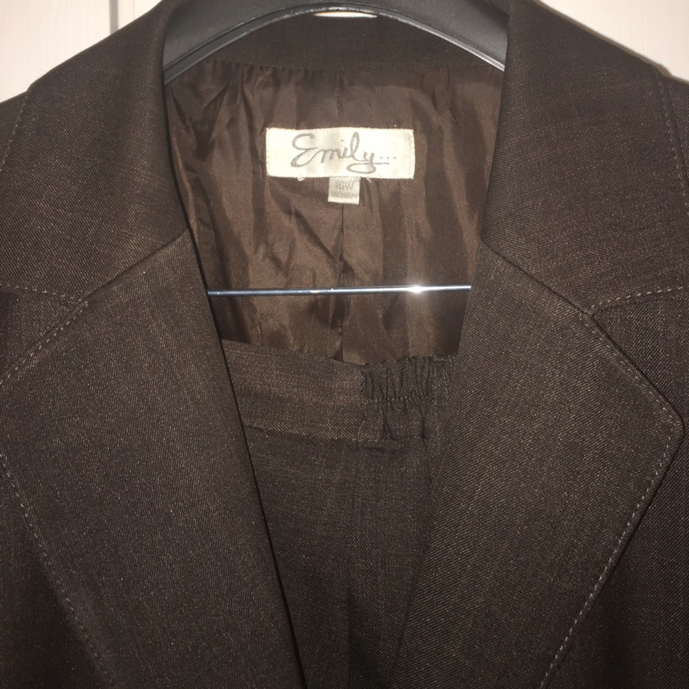 Emily Pantsuit - Picture 3 of 5