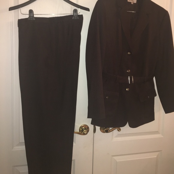 Emily Pantsuit - Picture 5 of 5