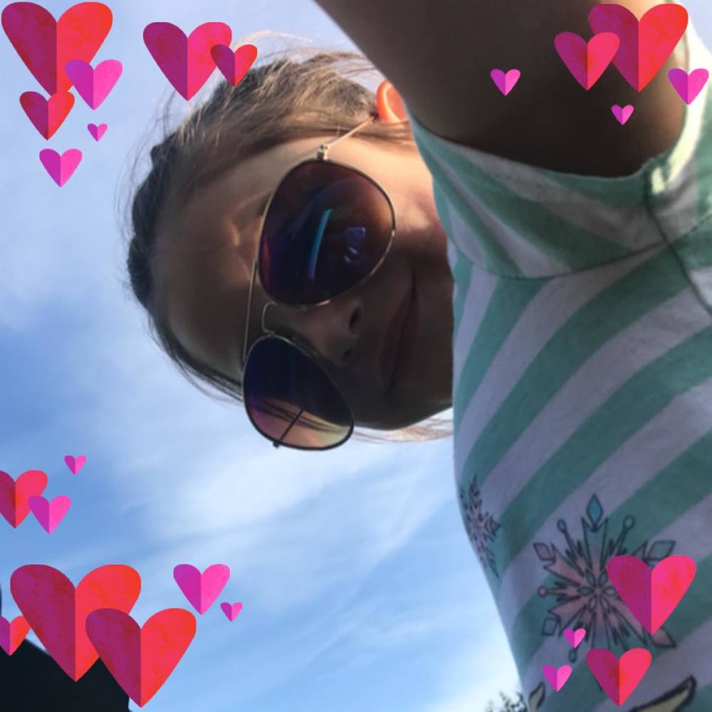 Meet your Posher, Christel