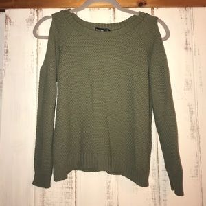 Olive green cold shoulder boohoo sweater!