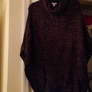 Poncho sweater