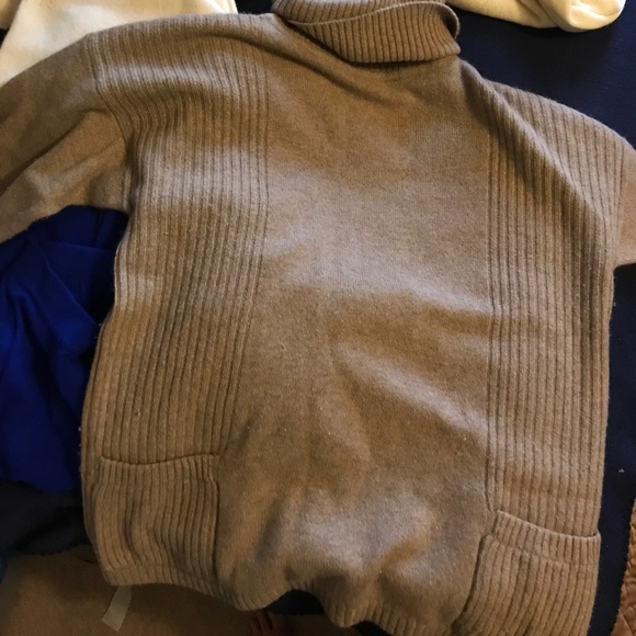 Sportwhirl %100 CASHMEREsweaters - Picture 2 of 4