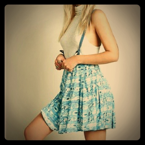 ✨🌙EUC Free People Watercolor Blue Gypsy Jumper - Picture 1 of 3