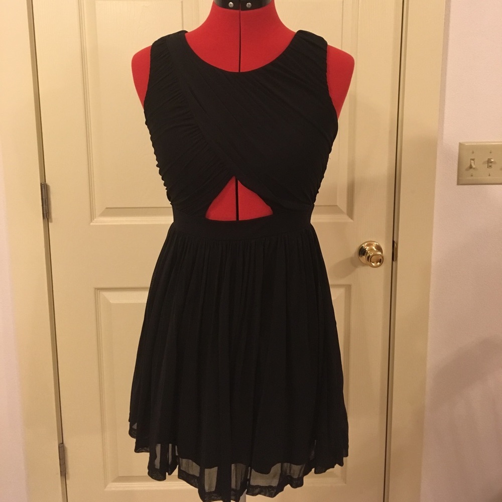 Double Zero Small Black Peekaboo Dress LBD