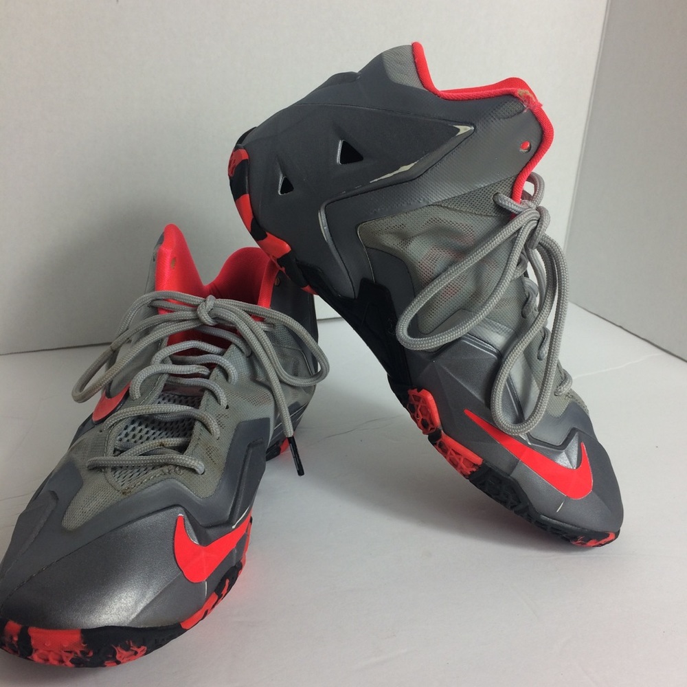 Boys NIKE Lebron XI Elite GS Basketball Sneakers