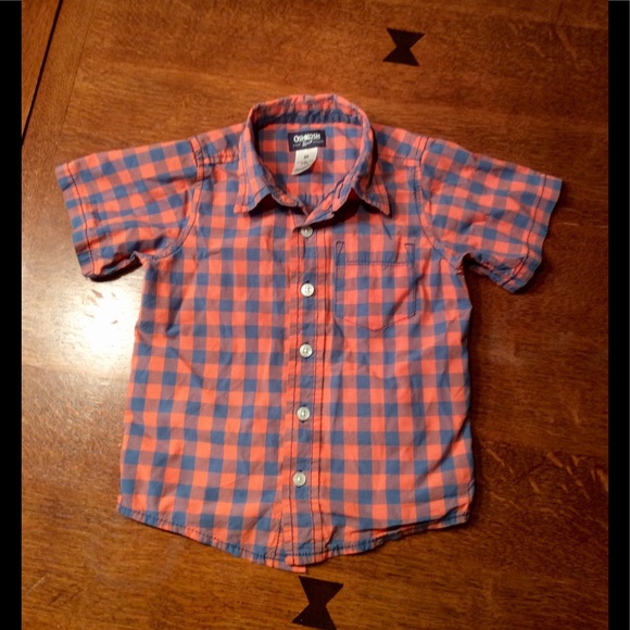 Oshkosh B'gosh boys button down shirt. - Picture 5 of 7